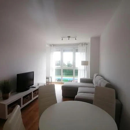 Apartment Centrico Con Piscina Y Garaje